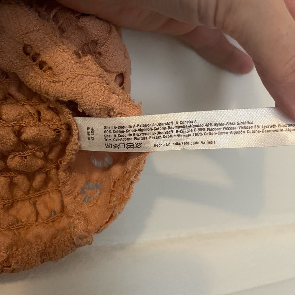 FP Movement by Free People Bralette Top / Crop Top Light Pink / Peach Lace -  S - Picture 8 of 9